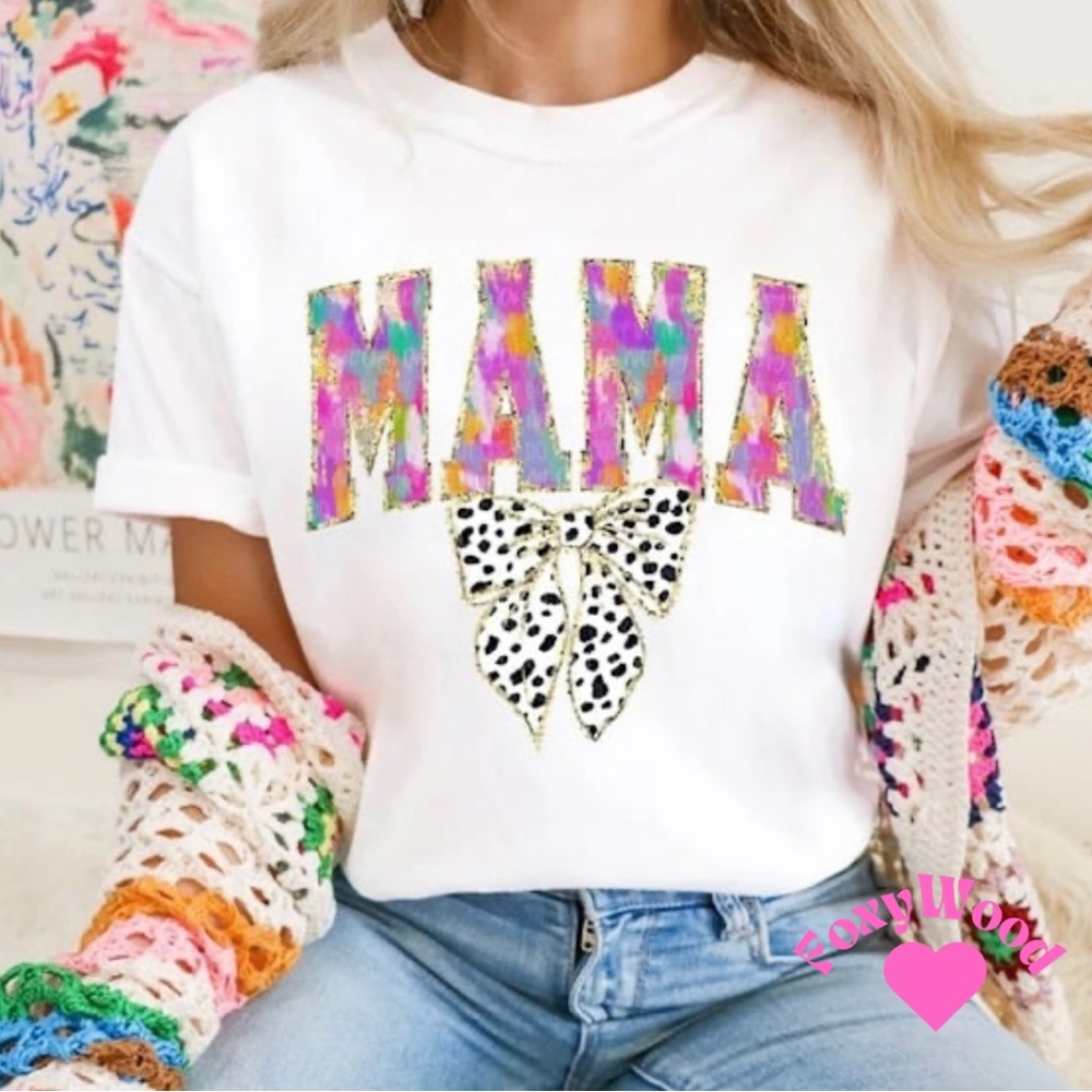 Colorful 'MAMA' Graphic Tee